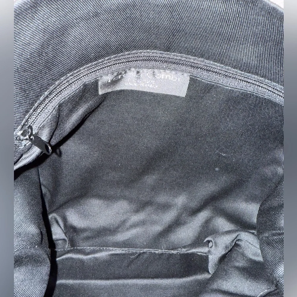 Italian Made Textured Handbag - Picture 4 of 4